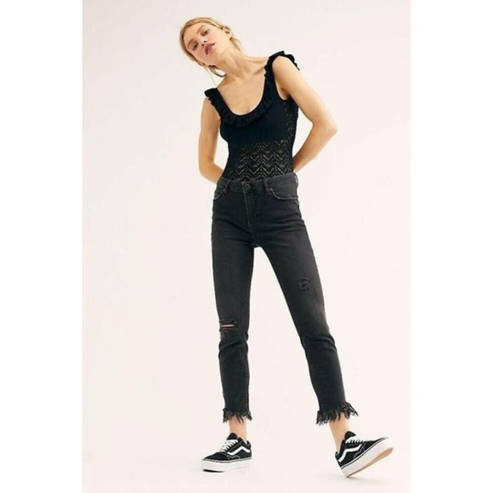 Free People Great Heights Distressed Frayed Hem Black Skinny Jeans Size 24